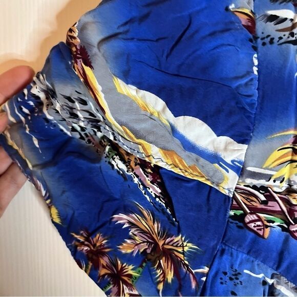 Hilo Hattie’s Size Medium Hawai Originals Excellent Condition with Pockets. - Picture 4 of 6